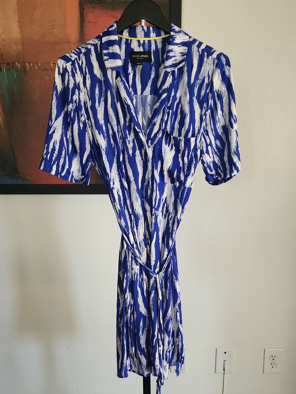 David Lerner Blue White Abstract Print Wrap Mini Dress Short Sleeve